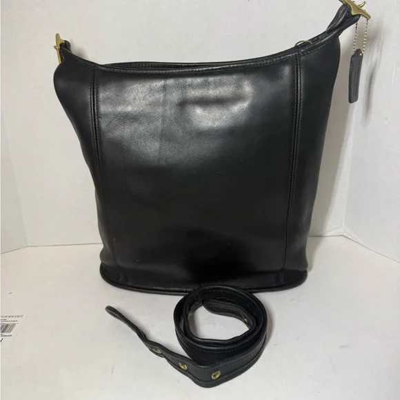 COACH Legacy 9060 Duffle Black Shoulder Vintage
